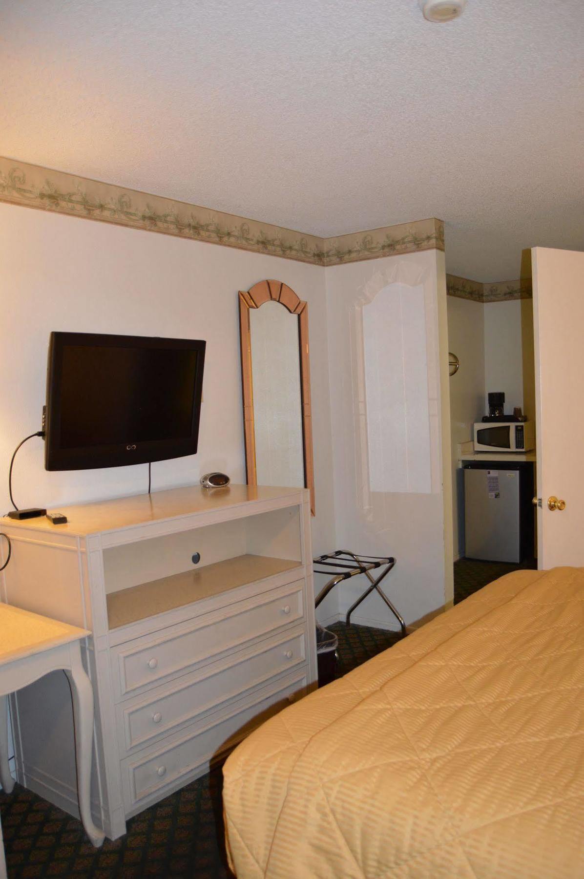 לנצ'סטר Town House Motel מראה חיצוני תמונה